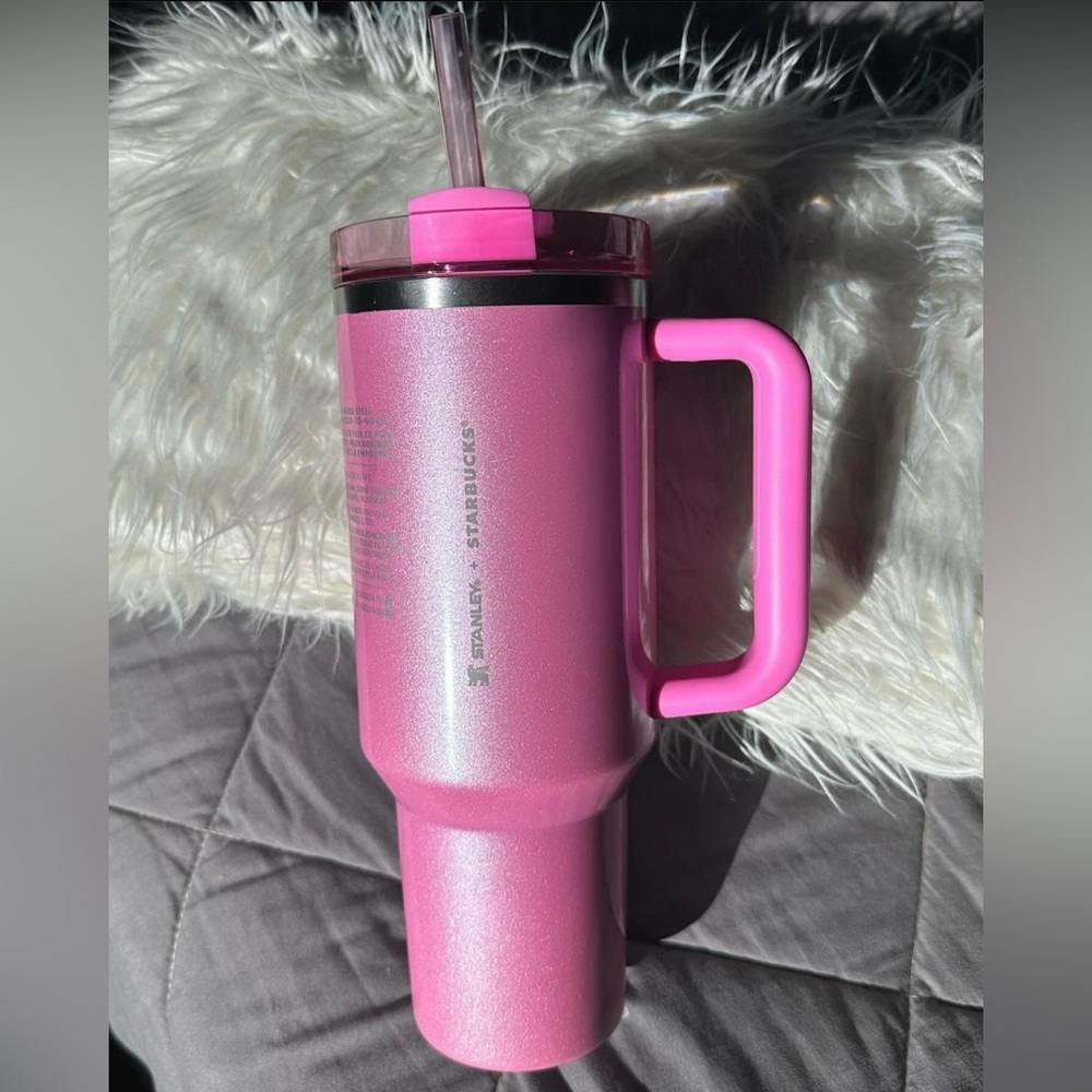 1 STANLEY x Starbucks Collab 40oz PINK TUMBLER Winter Pink RARE!